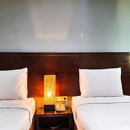 N1 Hotel Tanah Abang 雅加达 外观 照片